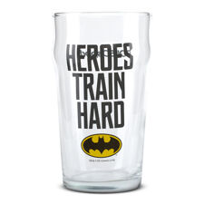 Trinkglas, Batman - Heroes Train Hard