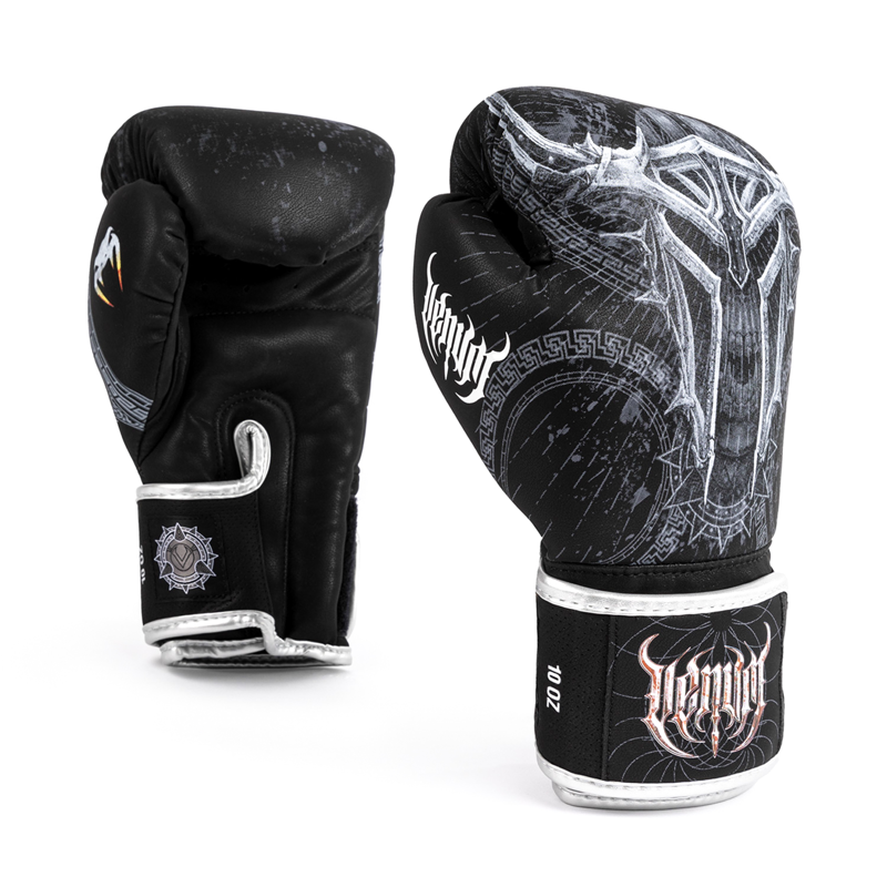 Venum Gladiator 5.0 Boxing Gloves, Black/Silver 