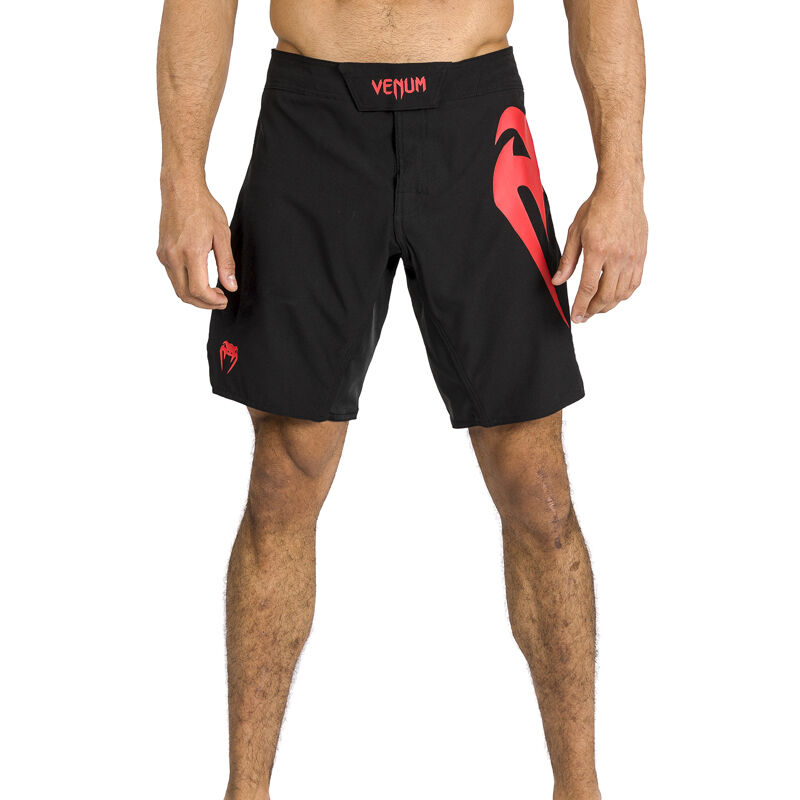 Venum Light 5.0 Fight Shorts, Black/Red 