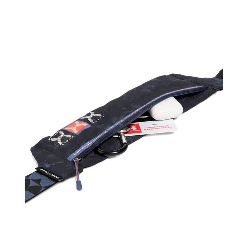 UA Bag Launch Run Belt, Black/Downpour Gray/WhiteQuartz 